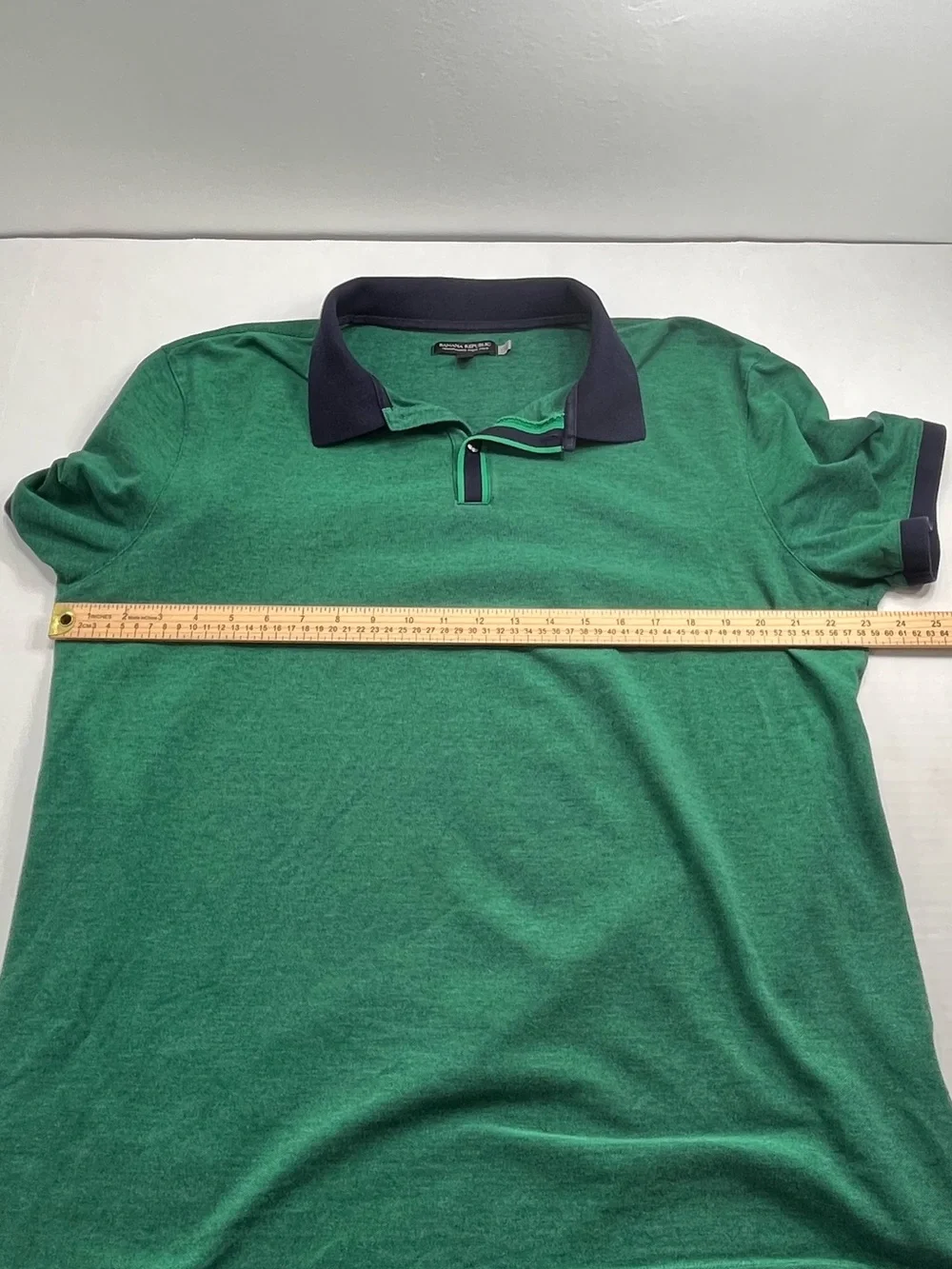 ✨ Banana Republic Shirt ✨
Classic casual style with a clean modern look 🔥 - Picture 6 of 9